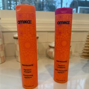 Amika Shampoo & Conditioner Set NWT